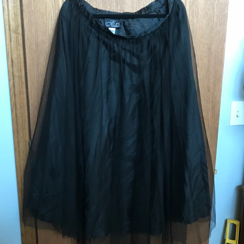 Alex Evening Wear black Tulle Skirt